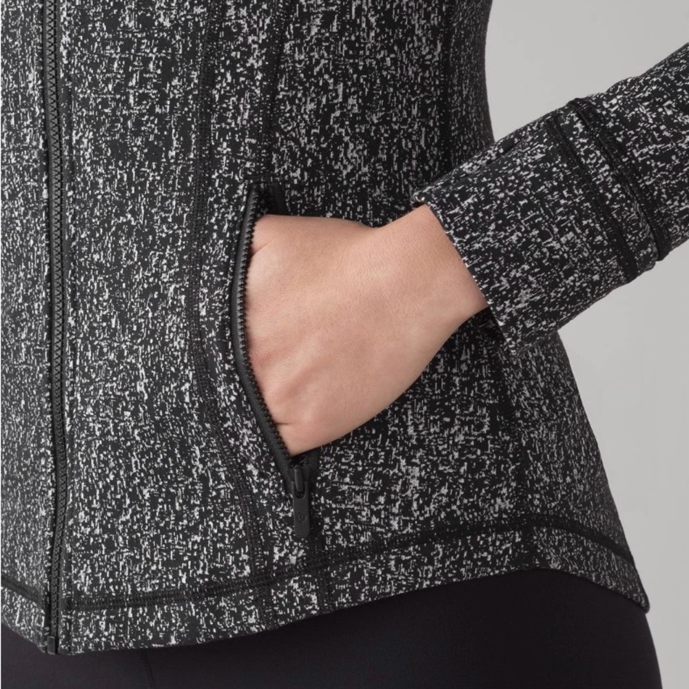 Lululemon Define Jacket - Picture 5 of 7